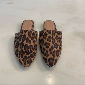 New Old Navy Cheetah Mules Size 7